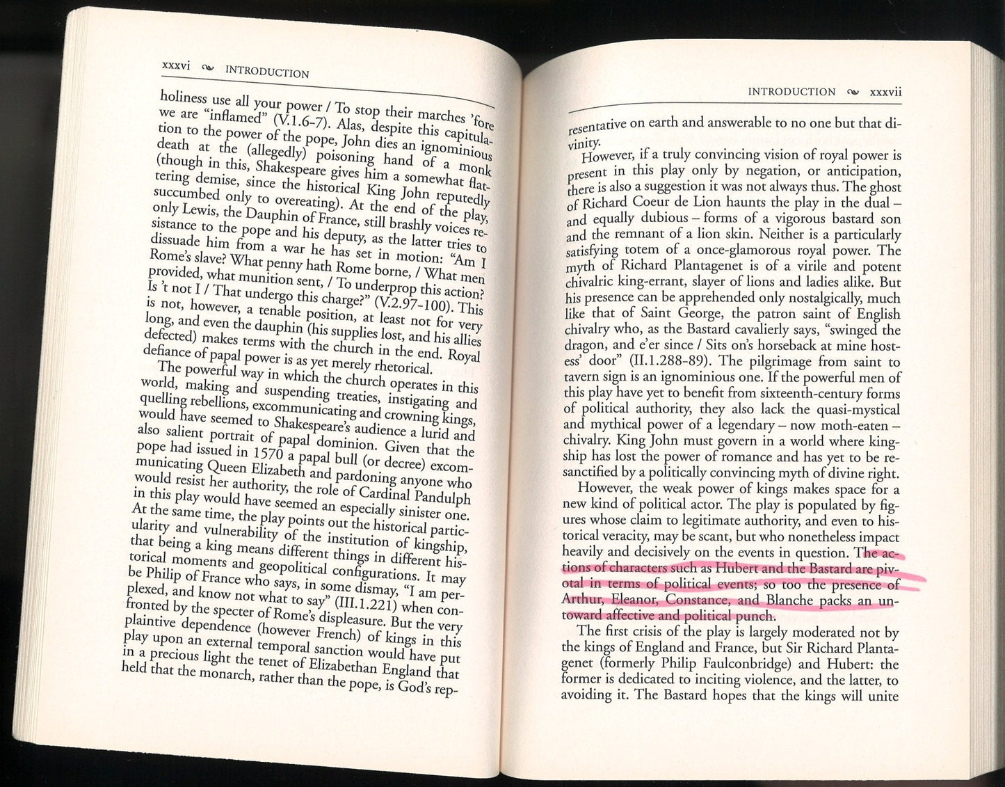 King John (The Pelican Shakespeare) William Shakespeare, Claire McEachern