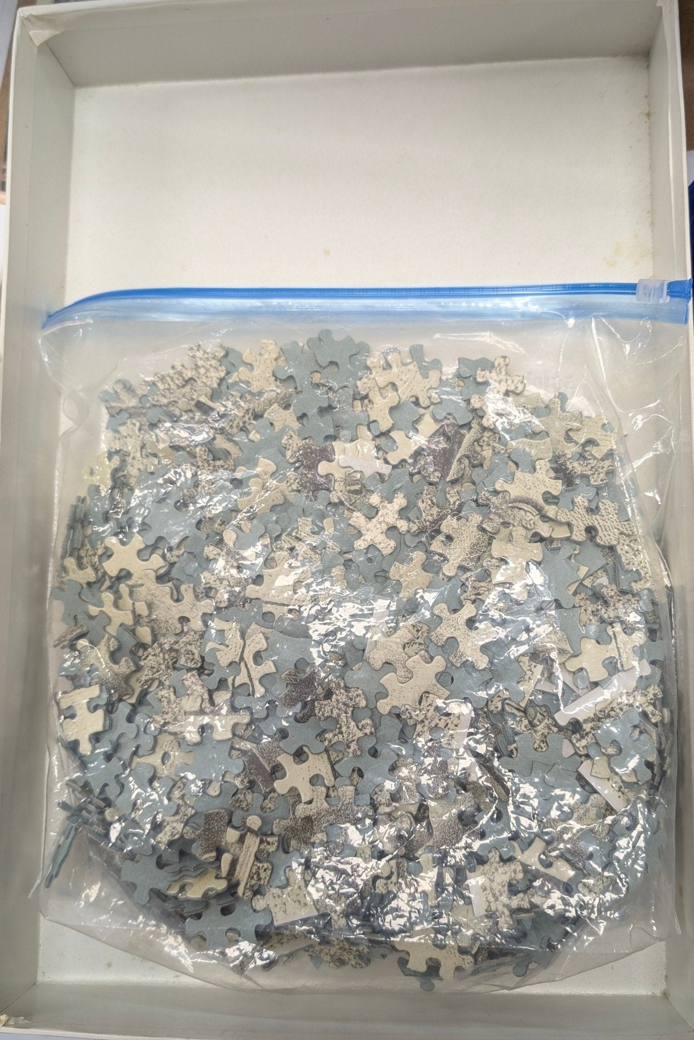 M. C. Escher Puzzle "Drawing Hands" M. C. Escher