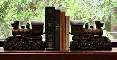 Steam Locomotive Bronze Bookends Set Geckos