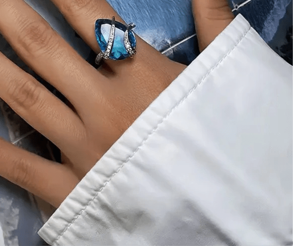 Sterling Silver Teardrop Ring – Blue Zirconia Sparkle - Adjustable - The Bookstore
