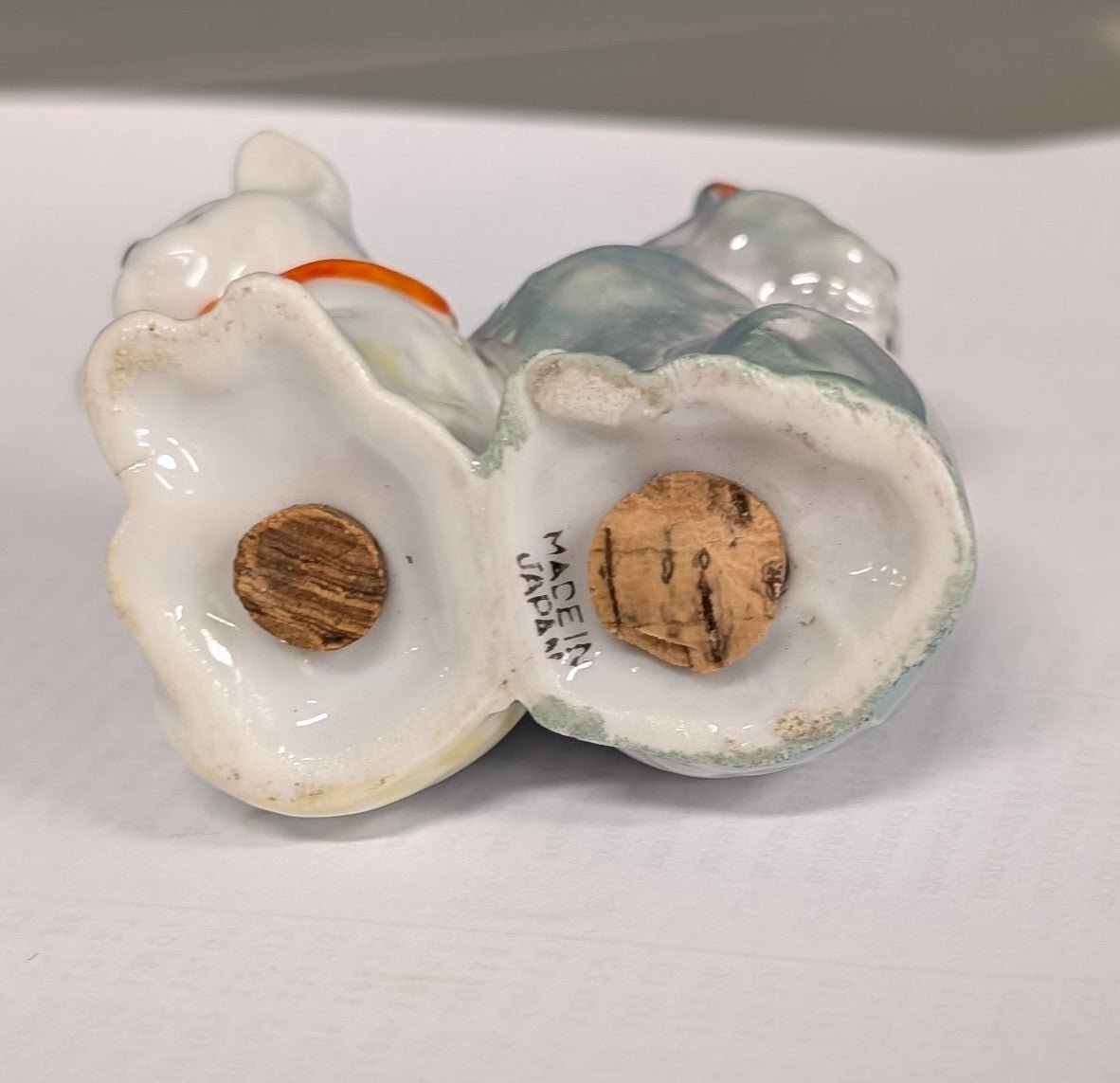 Vintage Salt and Pepper Shaker: Conjoined Cats - The Bookstore