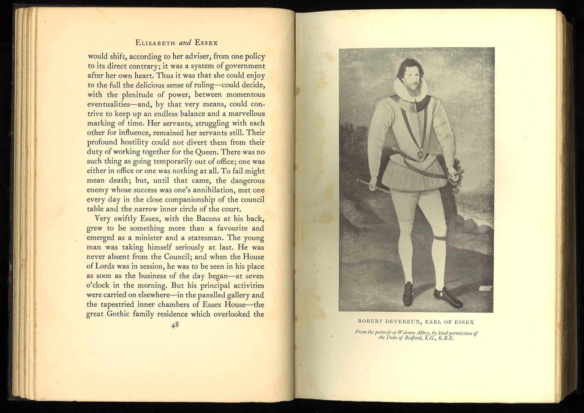 Elizabeth and Essex: A Tragic History - The Bookstore