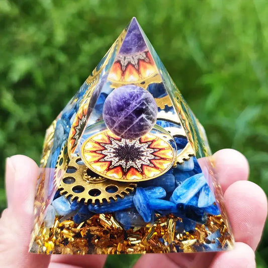 Energy Orgonite Pyramid with Kyanite and Amethyst: A Healing Reiki and Meditation Tool