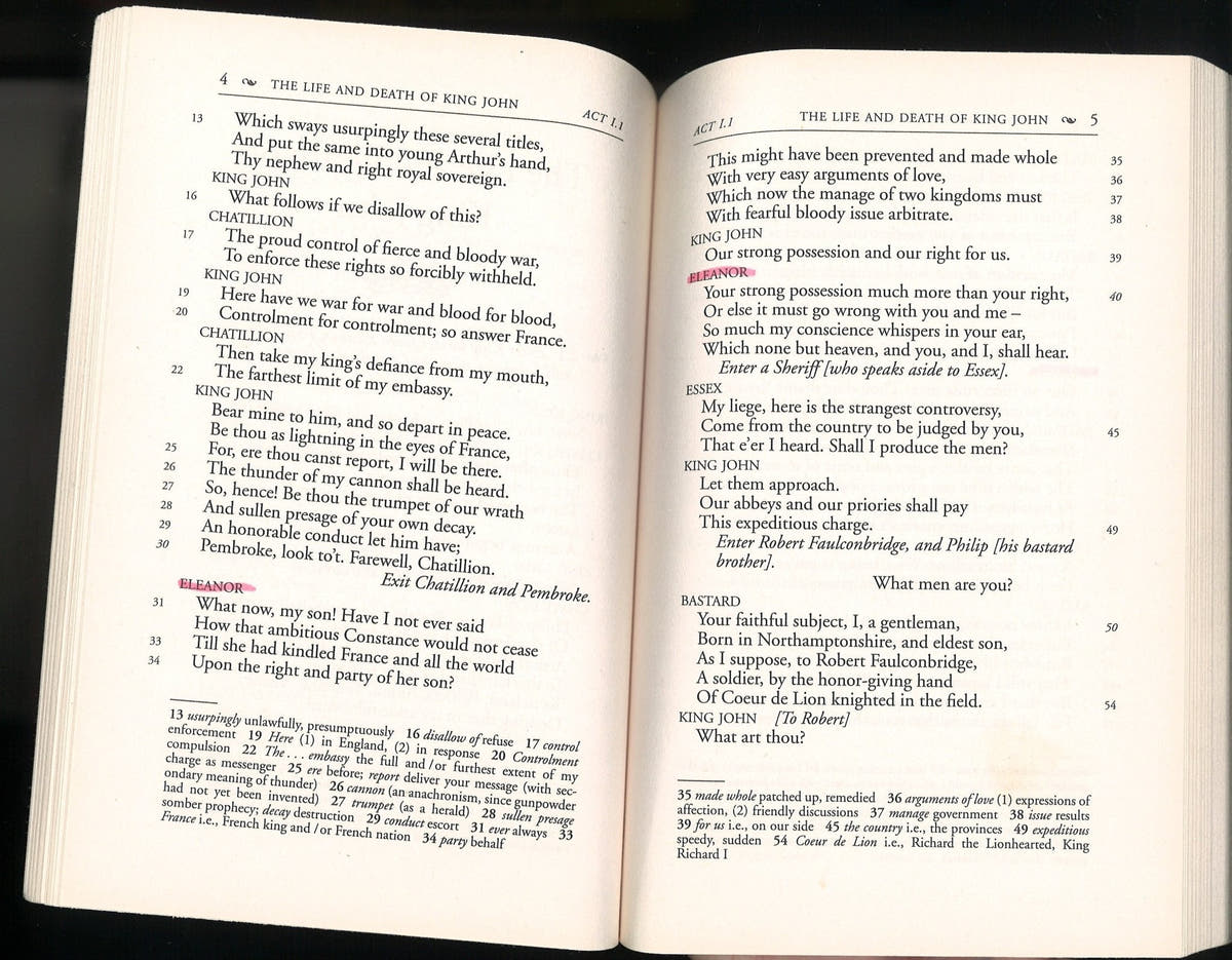 King John (The Pelican Shakespeare) William Shakespeare, Claire McEachern