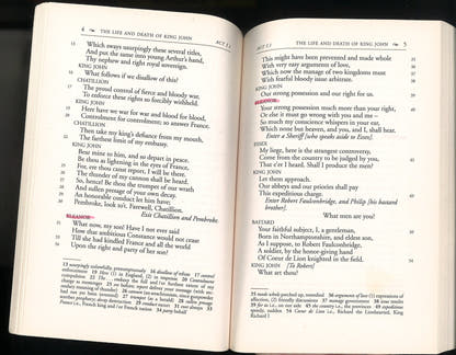 King John (The Pelican Shakespeare) William Shakespeare, Claire McEachern