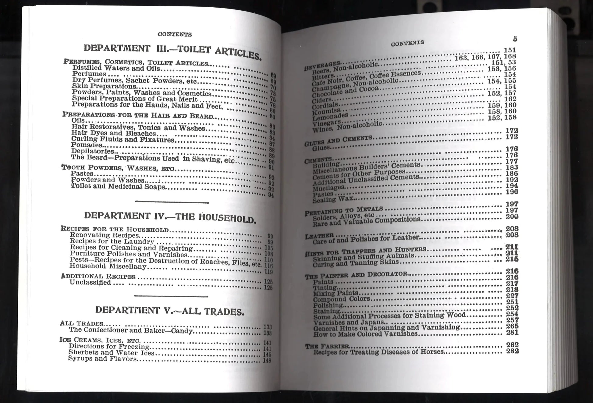 Lee's Priceless Recipes - The Bookstore