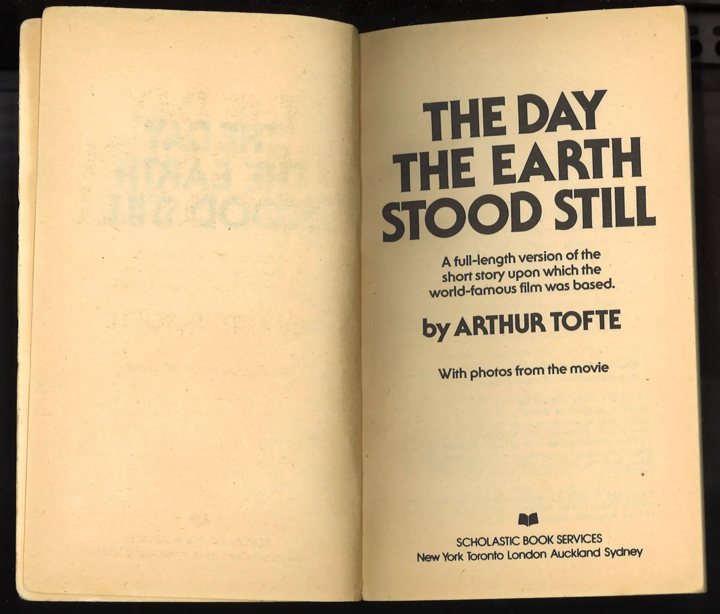 The Day The Earth Stood Still - The Bookstore