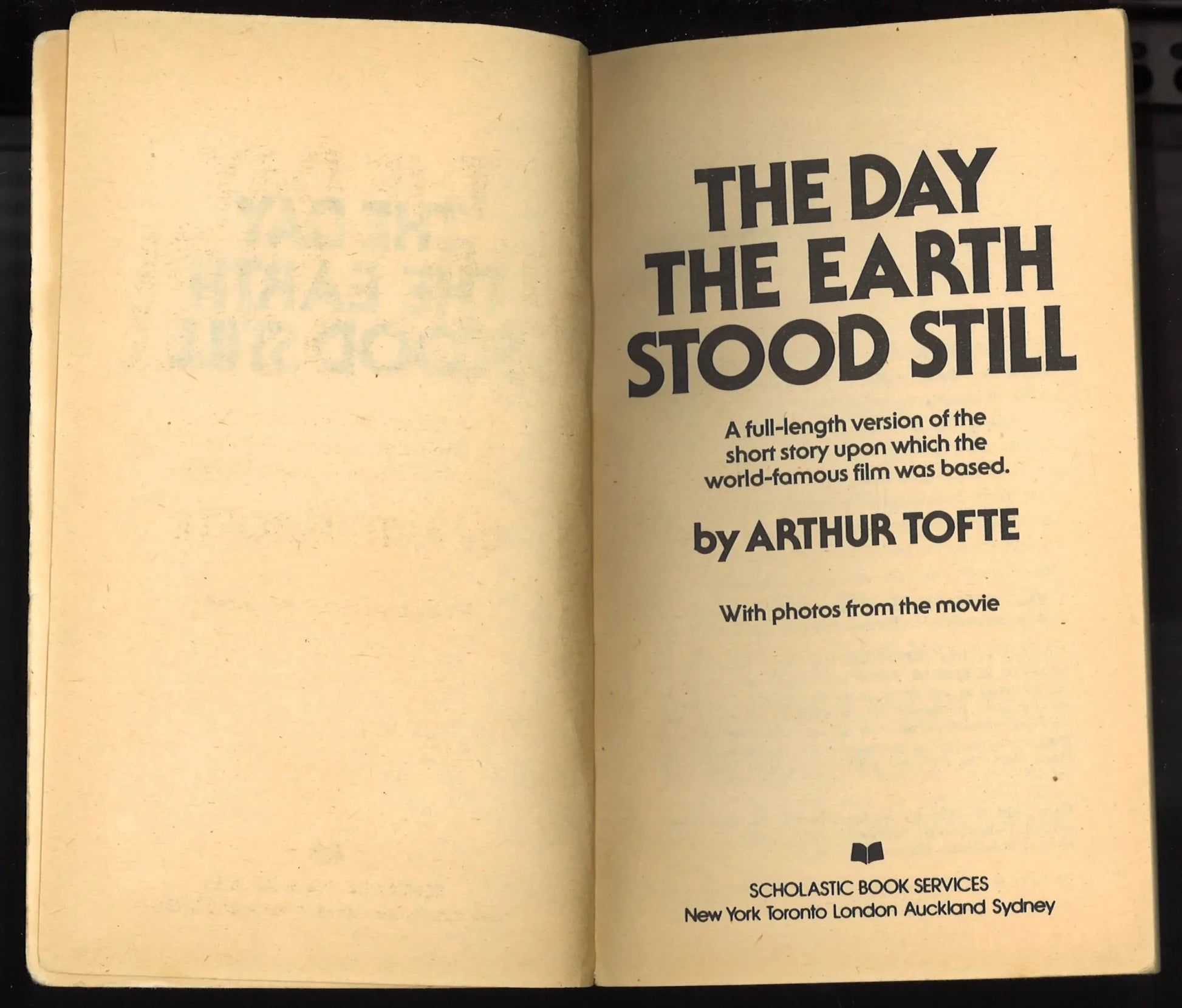 The Day The Earth Stood Still - The Bookstore