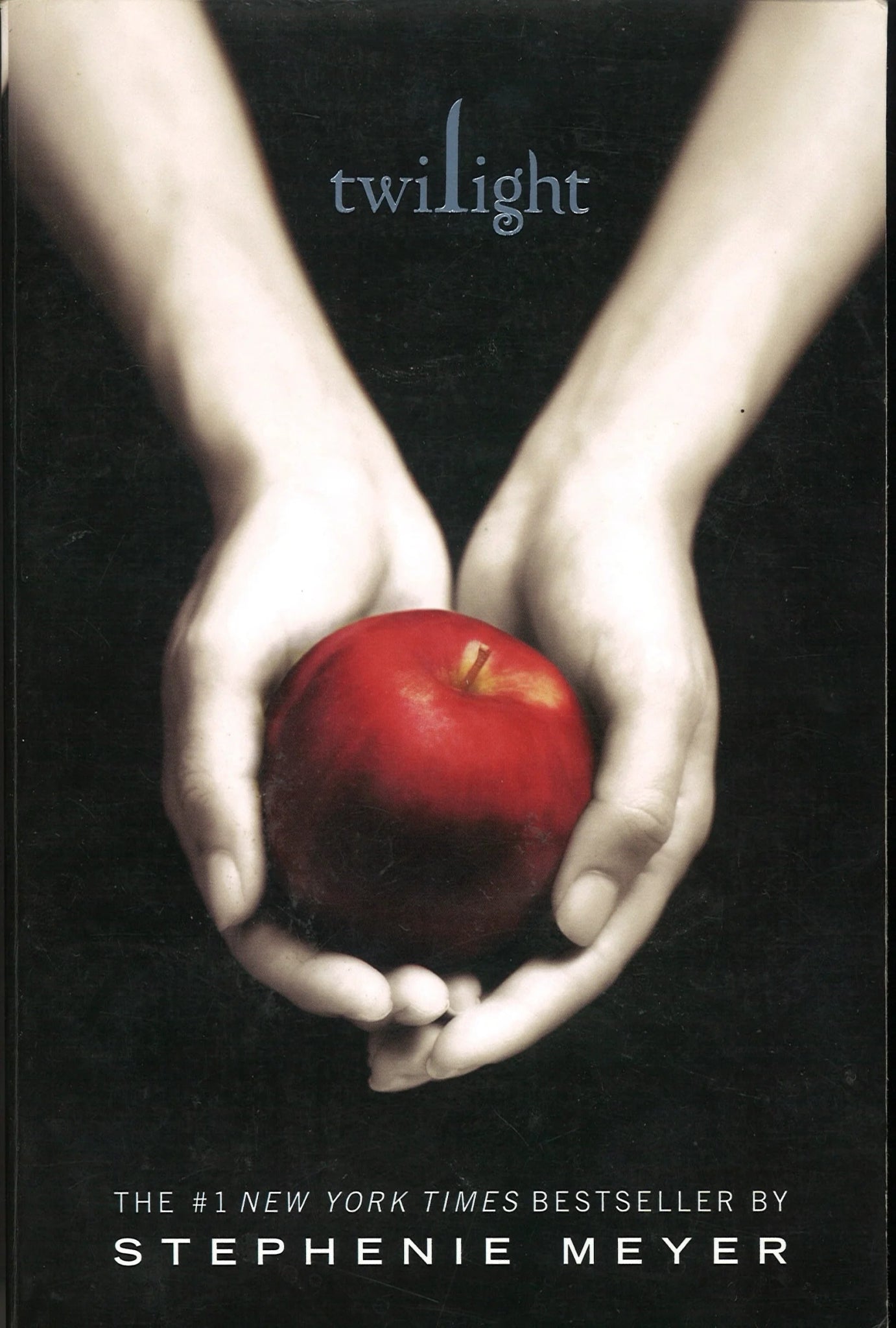 Twilight (Twilight Saga Book 1), Stephenie Meyer - The Bookstore