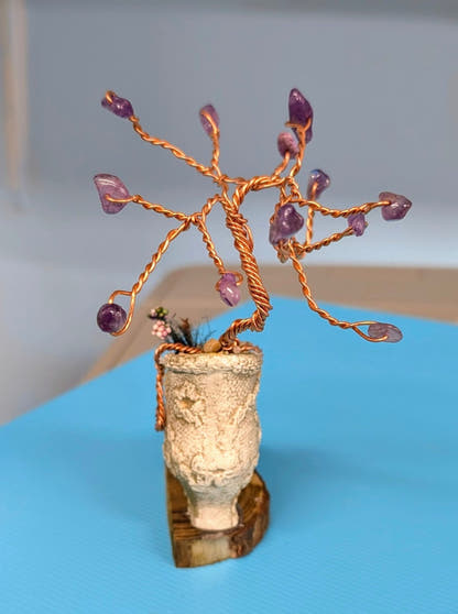 Victorian Elegance Crystal Tree Nella