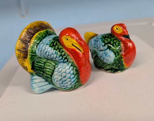 Vintage Made in Japan Ceramic Turkey Salt & Pepper Shakers – Colourful Thanksgiving Pair - The Bookstore