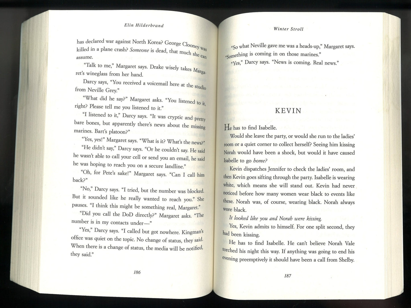Winter Stroll (Winter Street, 2l) - The Bookstore